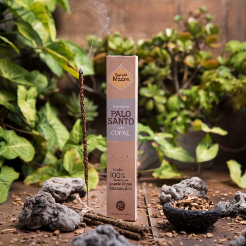 INCENCO PALO SANTO E COPAL